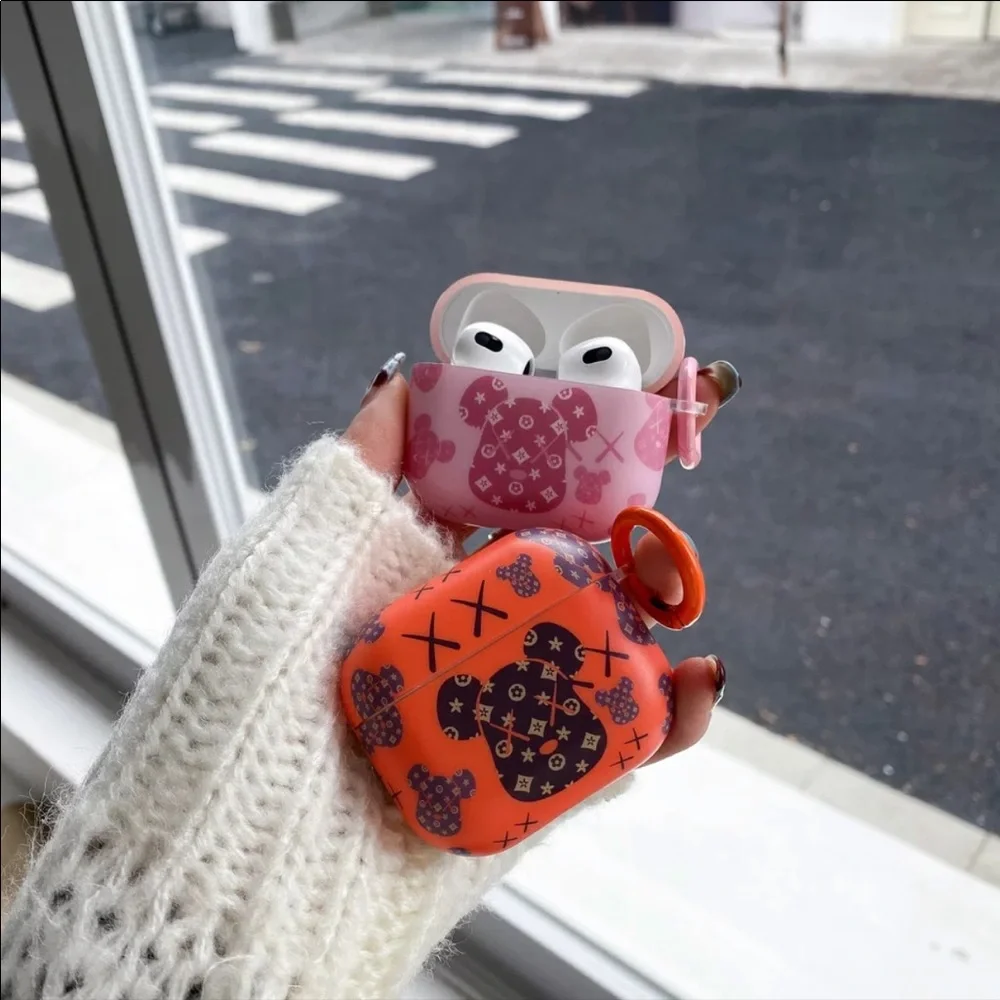NEW 3D Vintage Pattern Bear AirPods Pro Case